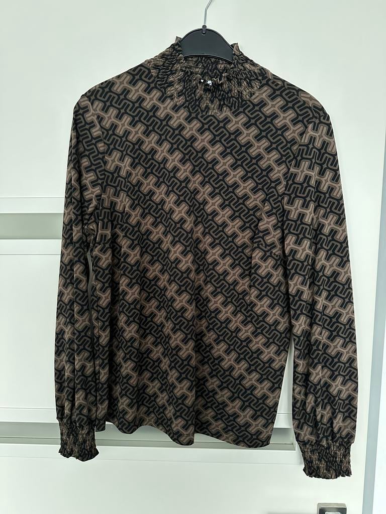 Mooi shirt van travelstof Zoso maat M, Ophalen of Verzenden, Zo goed als nieuw