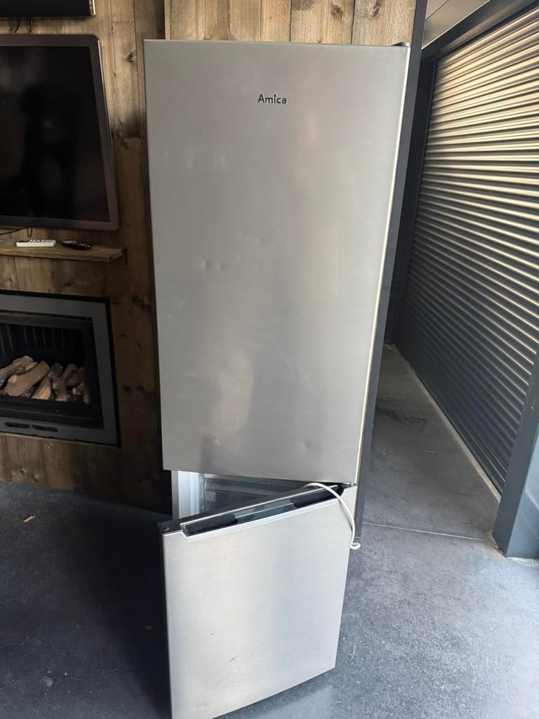 Amica koelkast no frost, Witgoed en Apparatuur, Koelkasten en IJskasten, Ophalen, 200 liter of meer, Met aparte vriezer, 160 cm of meer