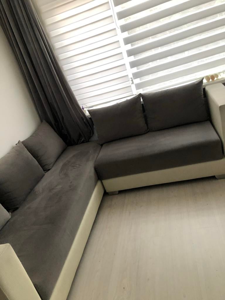 Mooie Marokkaanse hoekbank - Grijs met wit, 250 tot 300 cm, Hoekbank, 75 tot 100 cm, Ophalen of Verzenden