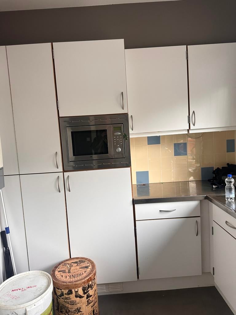 Keukenkastjes zonder apparatuur gratis af te halen, Huis en Inrichting, Ophalen, Gebruikt, 200 cm of meer, Wit