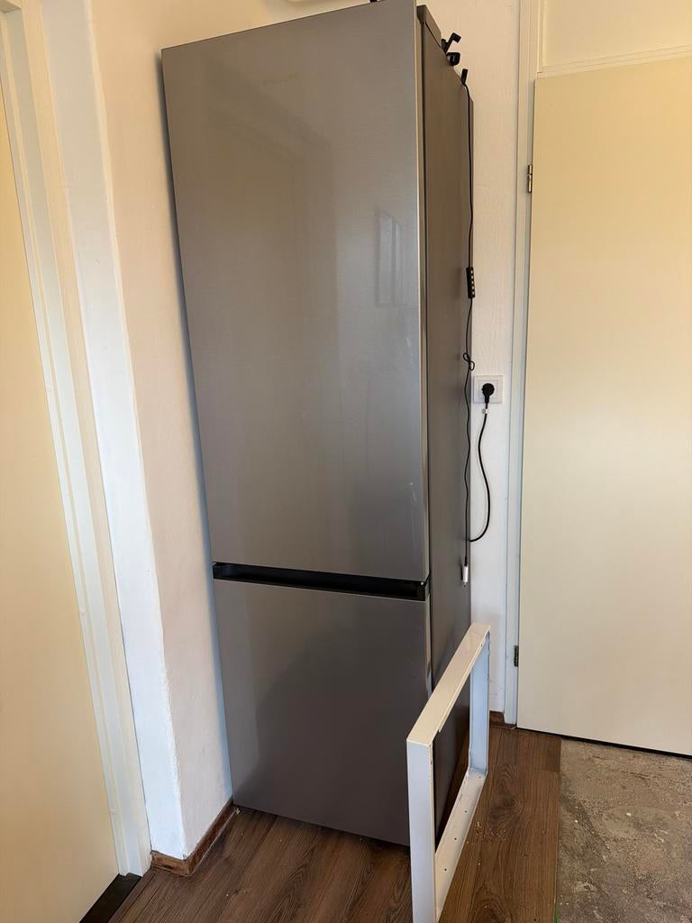 Samsung RB38C602DSA Koel-vriescombinatie - Zo goed als nieuw, 200 liter of meer, 60 cm of meer, Met aparte vriezer, Zo goed als nieuw