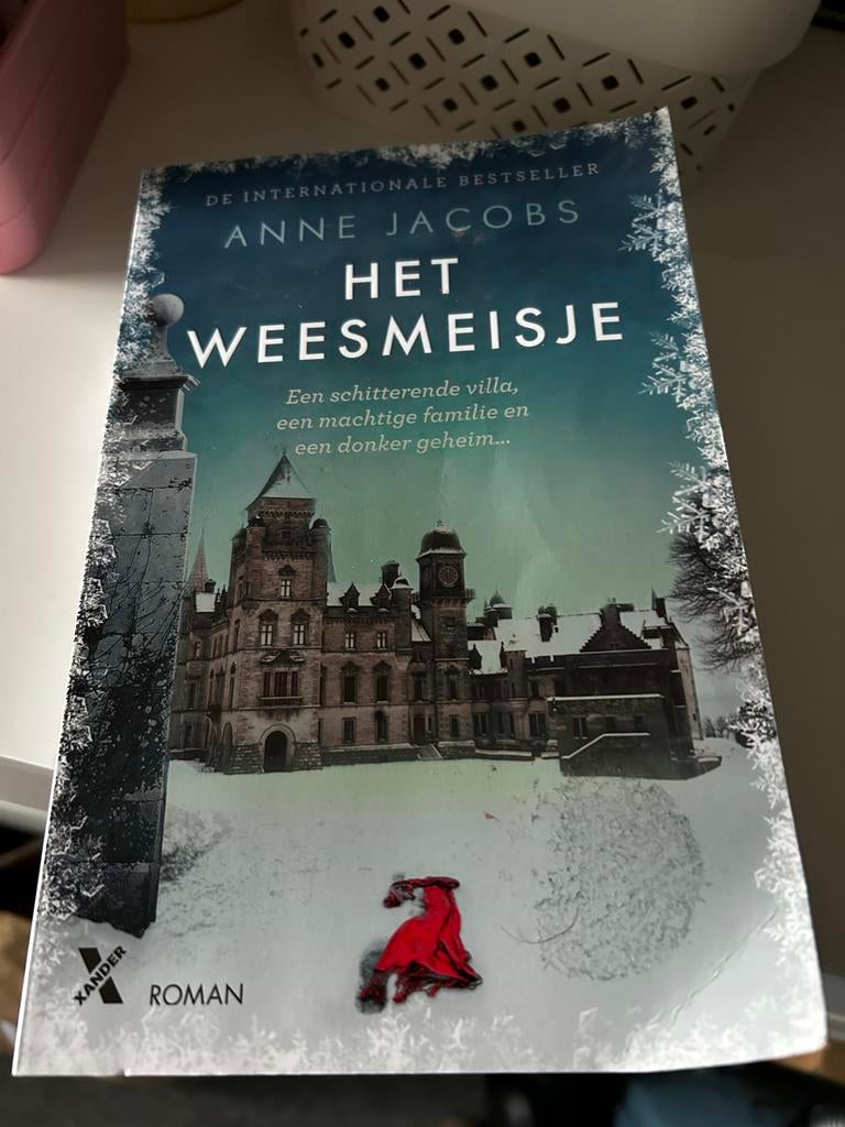 Het Weesmeisje en De Geheimen van de Kostschool, Ophalen of Verzenden, Gelezen