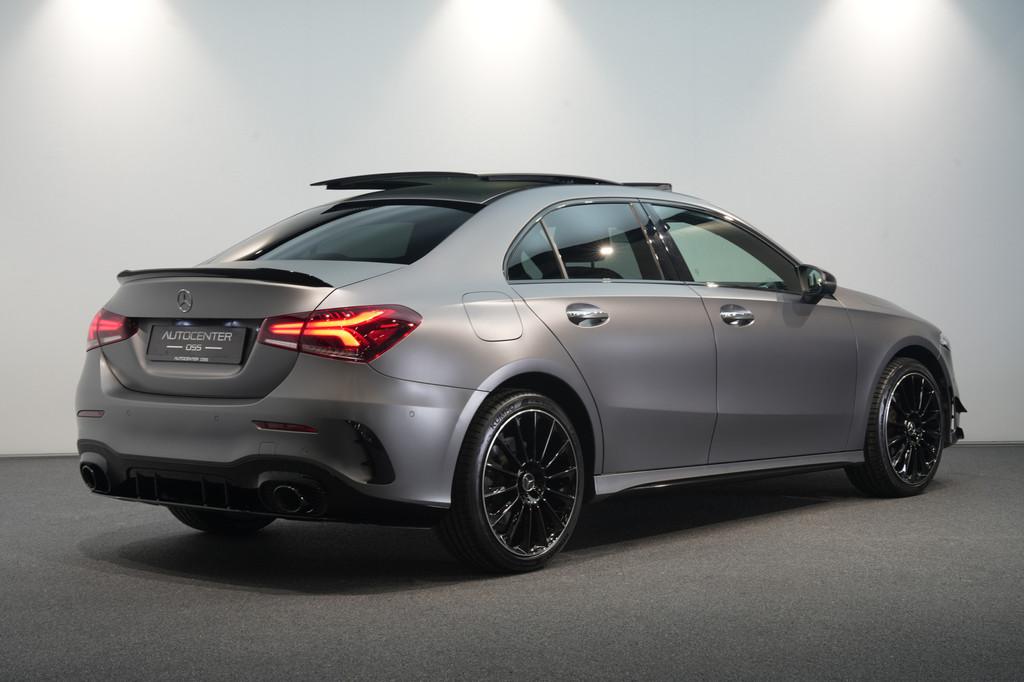 Mercedes-Benz A-Klasse 250 e Limousine AMG A35 MAGNO MAT, 12 maanden, Gebruikt, Zwart, Bedrijf