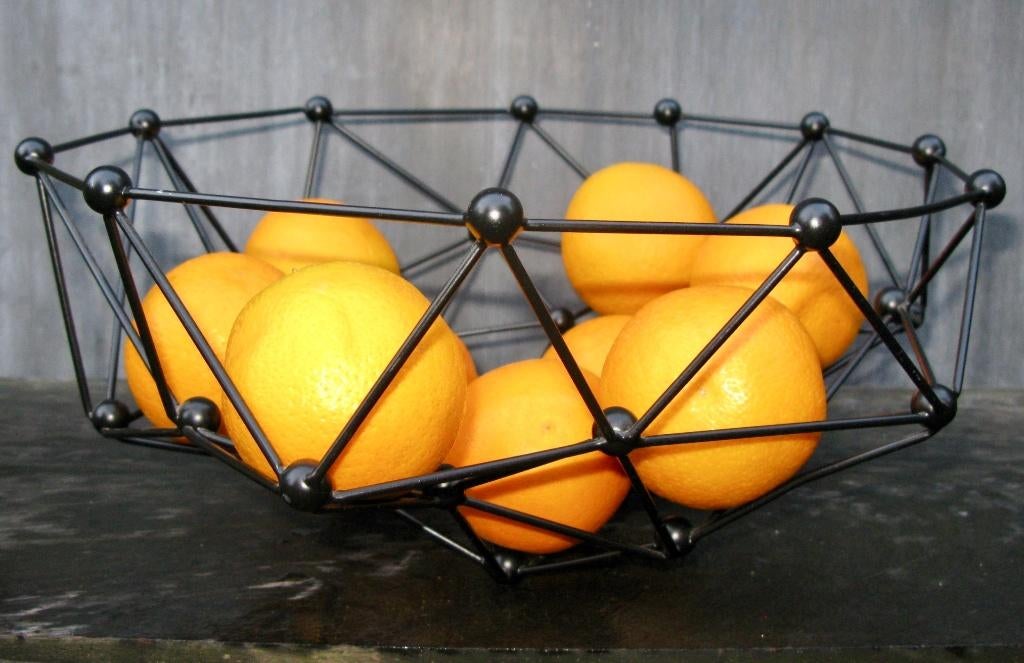 BOCONCEPT FRUITSCHAAL "MOLECULAIR" METAAL ZWART, Antiek en Kunst, Ophalen of Verzenden