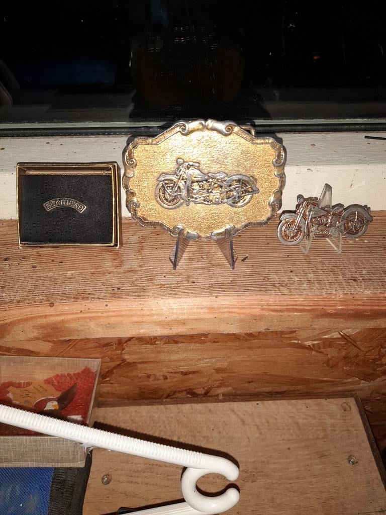 Flathead knucklehead panhead  buckle pin's harley davidson, Ophalen of Verzenden, Overige kleuren