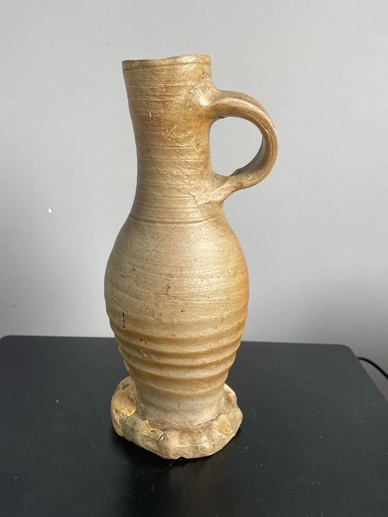 Gerestaureerde laatmiddeleeuwse aardewerken kruik (ca. 14e-1, Ophalen of Verzenden