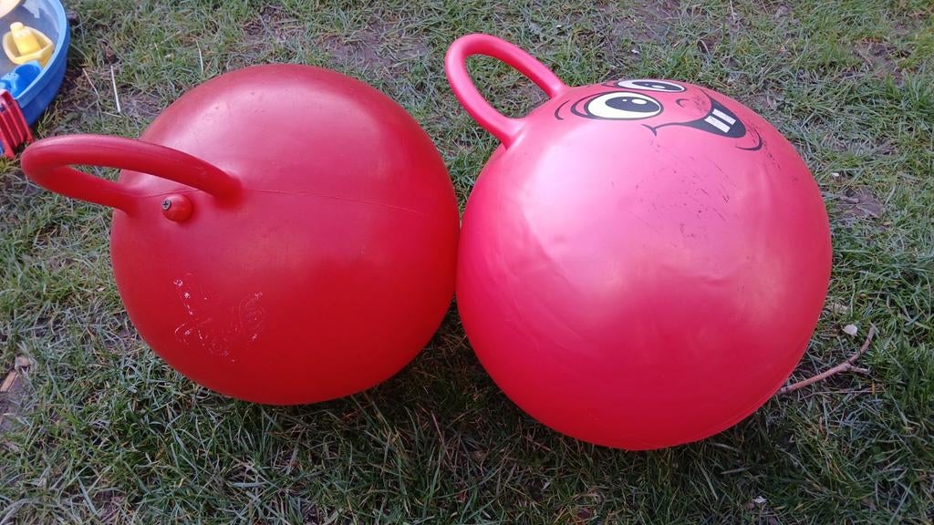 2x Skippybal Rood - Plezier voor Jong en Oud, Ophalen, Gebruikt, Jongen of Meisje