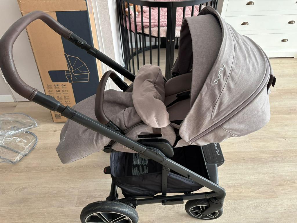 Nuna mixx next kinderwagen incl. Reiswieg, Zo goed als nieuw, Verstelbare duwstang, Ophalen, Kinderwagen