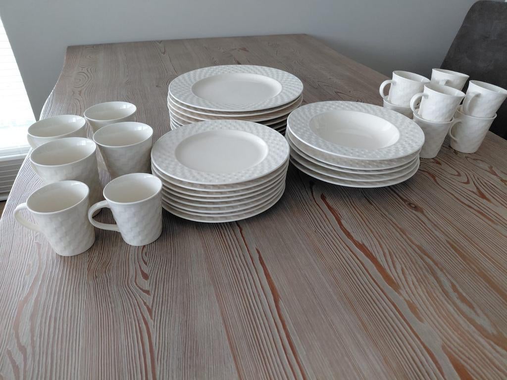 Aangeboden servies merk Clarity Chess LAATSTE KANS DEZE WEEK, Ophalen, Gebruikt, Overige stijlen, Porselein