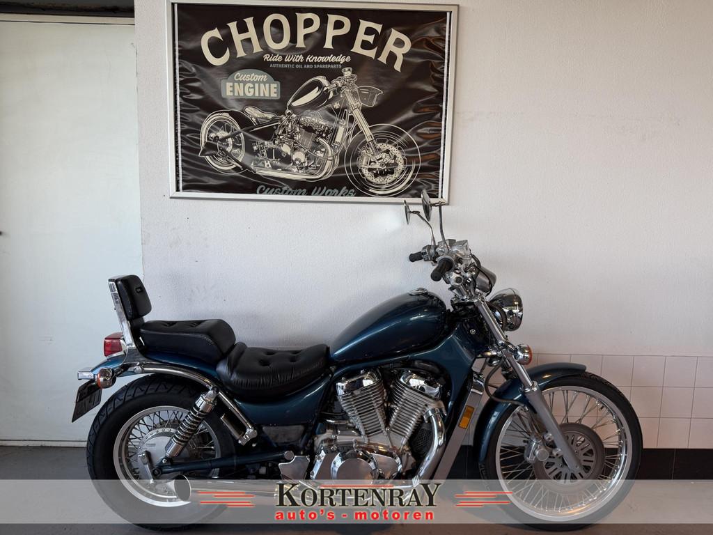 Suzuki VS 800 Intruder