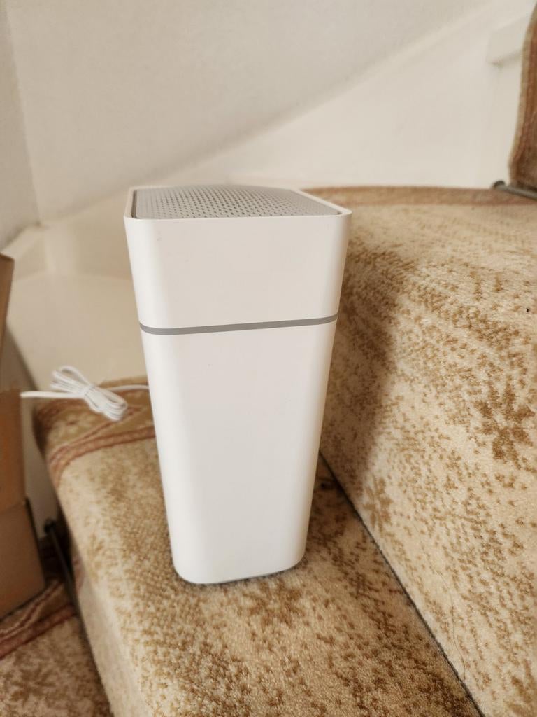 Ziggo Connect Box Giga - Snelle en Betrouwbare Router, Computers en Software, Routers en Modems, Ophalen, Zo goed als nieuw, Router met modem