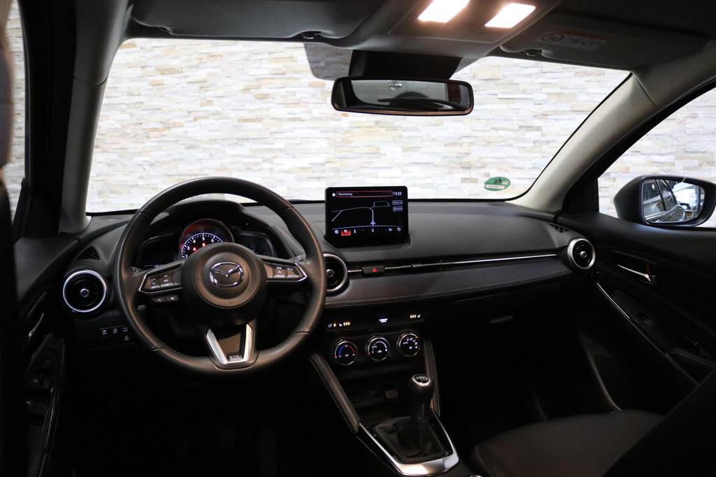 Mazda 2 1.5 Skyactiv-G Luxury | CARPLAY | NAVI | HEADUP | NA, Voorwielaandrijving, Euro 6, 4 cilinders, Origineel Nederlands