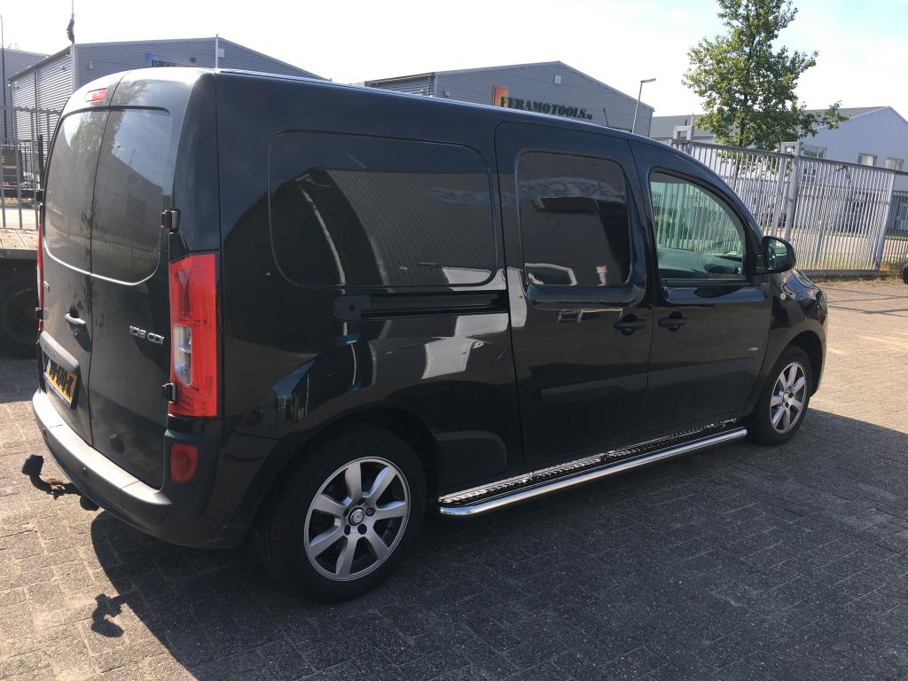 W415 Citan Sidebars met rvs traanplaat, Niet ingevuld, Niet ingevuld, Niet ingevuld