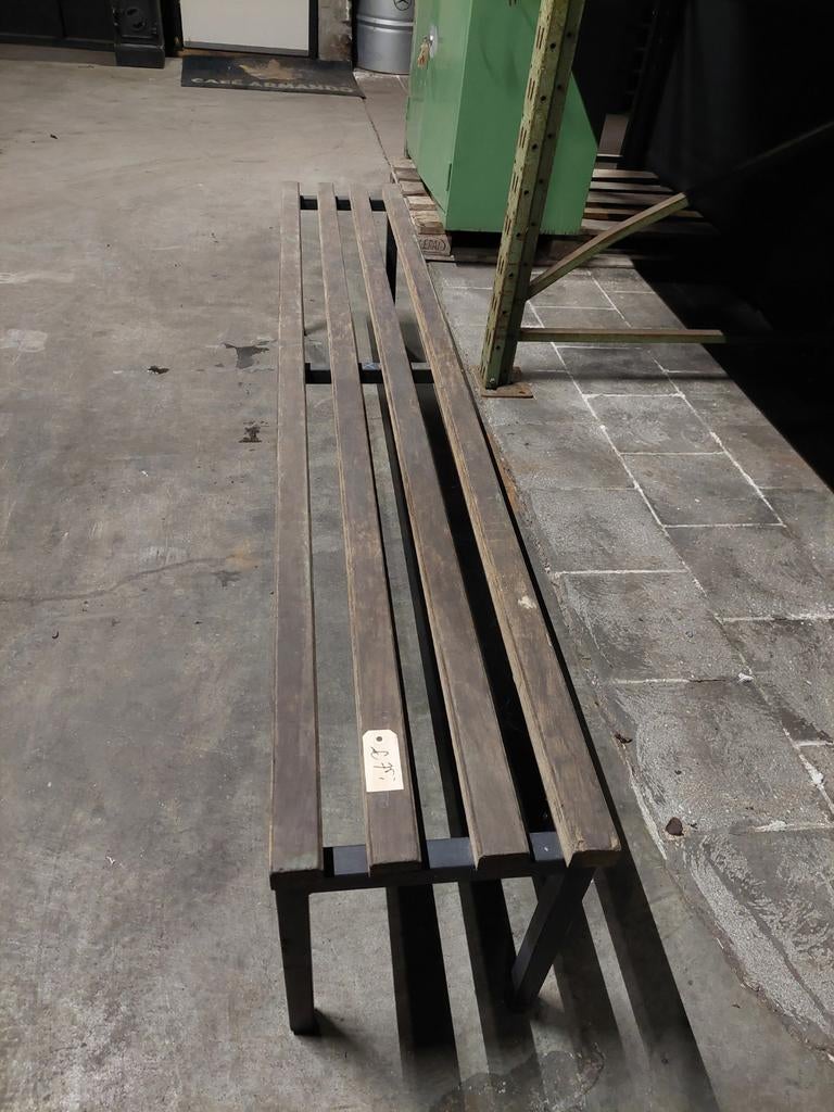 Houten kleedkamer bank garderobe, Ophalen, Gebruikt, 150 tot 200 cm, Rechte bank