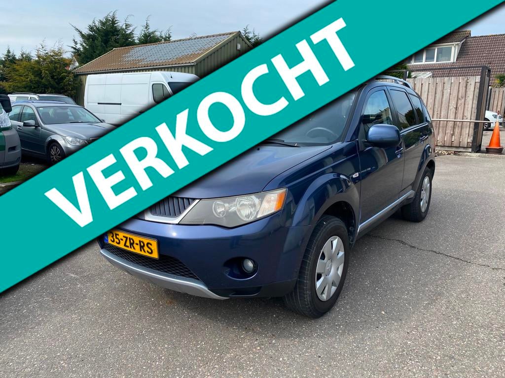 Mitsubishi Outlander 2.4 Intro Edition 2WD, Voorwielaandrijving, 4 cilinders, Blauw, 1465 kg
