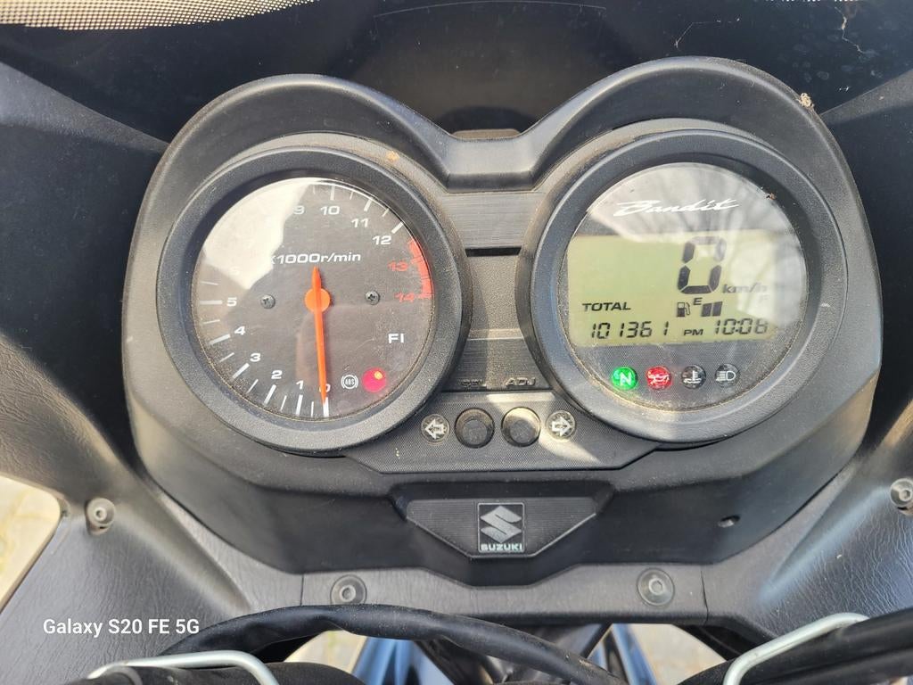 Suzuki Bandit 650 ABS - Nette Toermotor met Topkoffer, 4 cilinders, Motorrijbewijs A, Particulier, Meer dan 35 kW