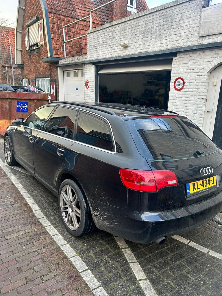 Audi A6 3.2 FSI 188KW Avant Quattro 2005 Zwart, Auto's, Audi, 1675 kg, Zwart, Stationwagon, Handgeschakeld