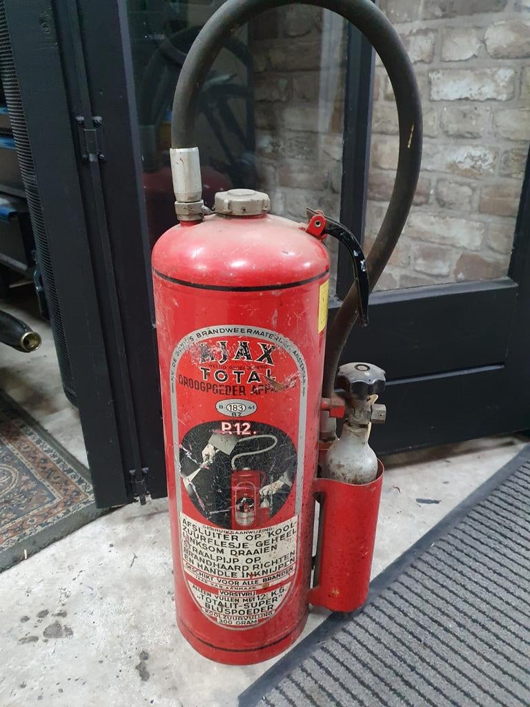 Oude Brandblusser voor decoratie, Huis en Inrichting, Brandblussers en Brandkasten, Ophalen, Gebruikt