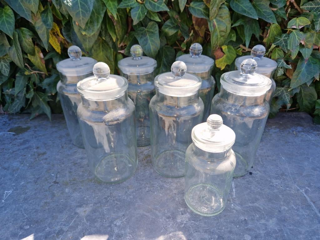 Glazen stolpflesjes, Ophalen