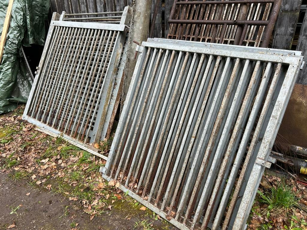 Hekwerk zwaar staal, Ophalen, Met poort, Gebruikt, Sierhekwerk