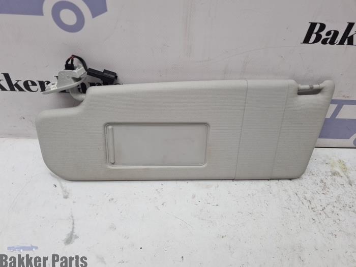Zonneklep van een Volkswagen Golf, Gebruikt, -, Volkswagen, -