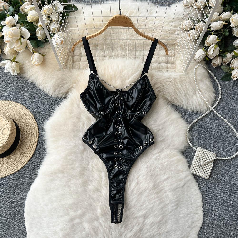 Zwarte kunstleren dames romper met ketting bodysuit wetlook, Verzenden, Zwart, Body of Korset