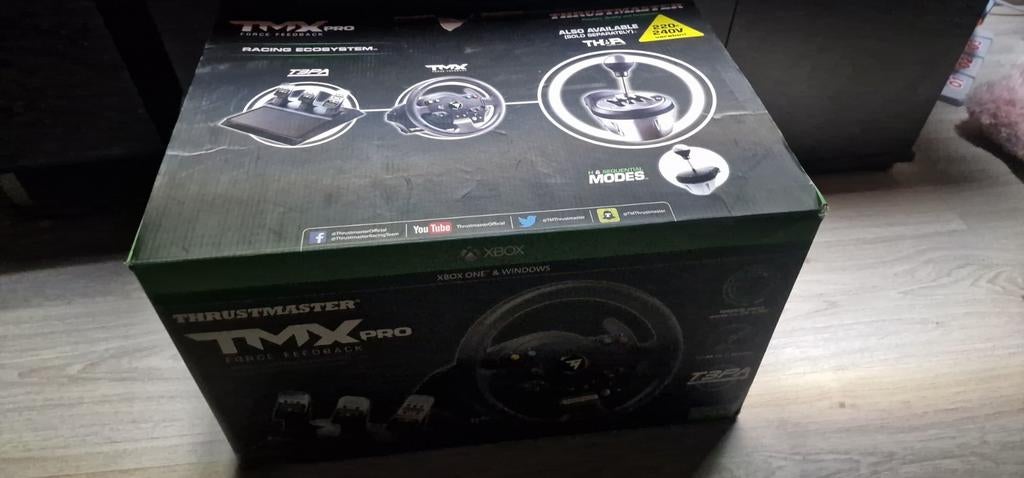 Thrustmaster TMX Pro stuur voor Xbox en PC, Spelcomputers en Games, Ophalen, Zo goed als nieuw, Stuurtje of Sportattribuut, Xbox Original
