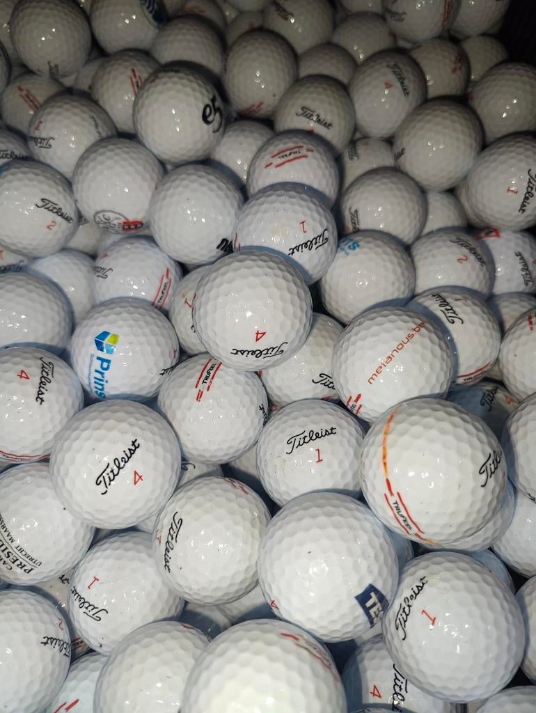 Titleist trufeel golfballen 50 AAAA kwaliteit super deal, Ophalen of Verzenden, Zo goed als nieuw, Bal(len)