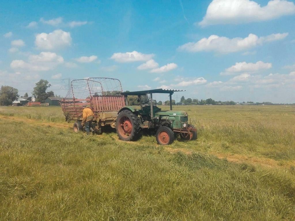 Deutz D-serie tractor met dak, Ophalen