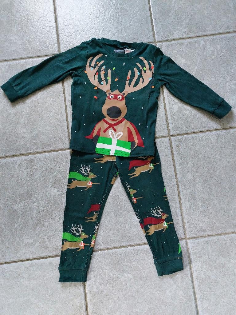 Jongens kerst pyama, mt 110/116, Ophalen of Verzenden, Zo goed als nieuw, Jongen, Nacht- of Onderkleding