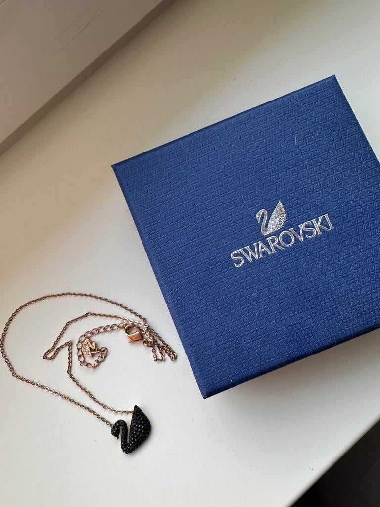 Swarovski zwaan ketting, Ophalen of Verzenden, Zo goed als nieuw