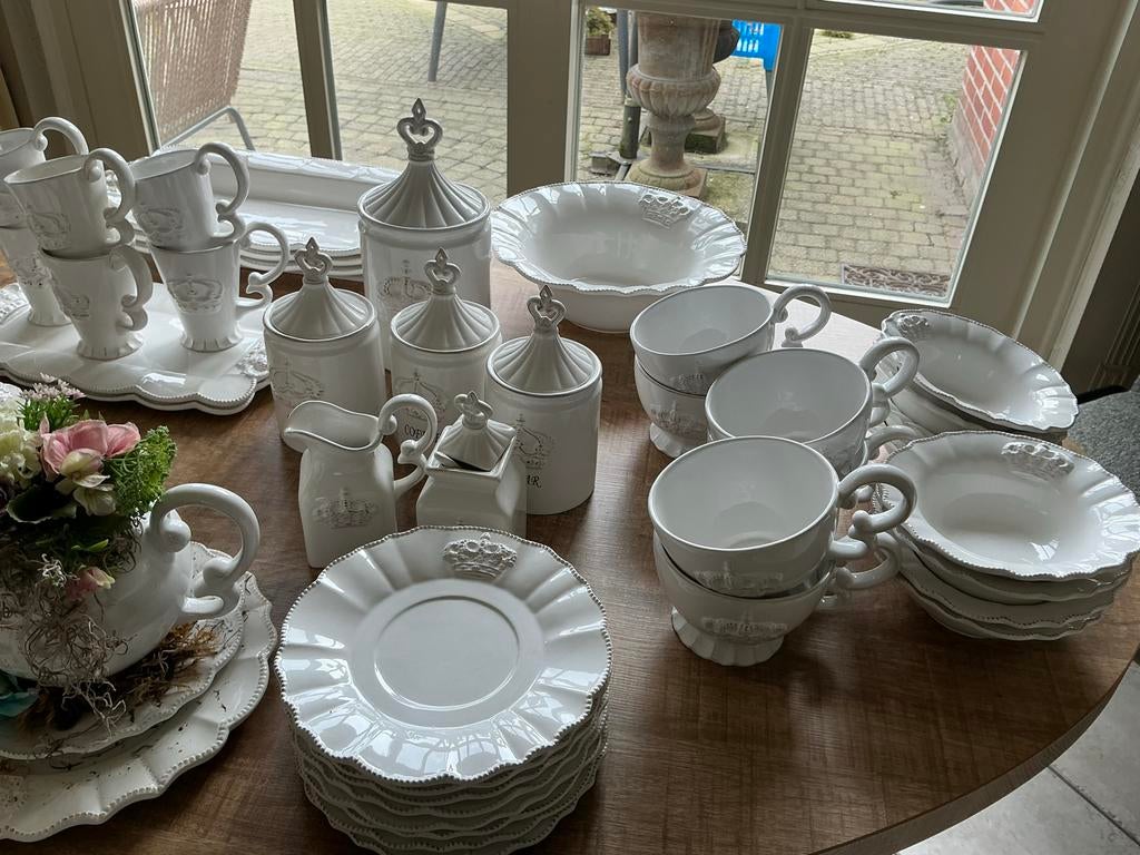 Compleet servies van Lifestyle, Ophalen, Overige materialen, Zo goed als nieuw, Overige stijlen