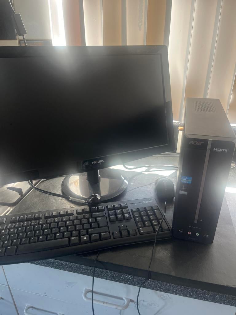 Retro PC set- Acer PC, Philips scherm, Logitech toetsenbord, Computers en Software, Desktop Pc's, Ophalen, Gebruikt, HDD, Minder dan 4 GB