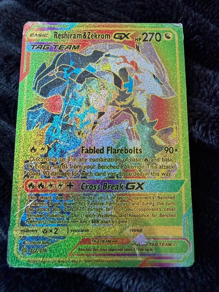 Pokemon kaart Reshiram&zekrom GX 222/236 holofoil, Ophalen of Verzenden, Zo goed als nieuw