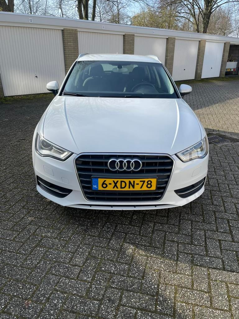 Audi A3 1.4TFSI G-tron 81KW SB S-tro 2014 Wit, Auto's, Audi, Stof, 4 cilinders, CNG (Aardgas), Wit