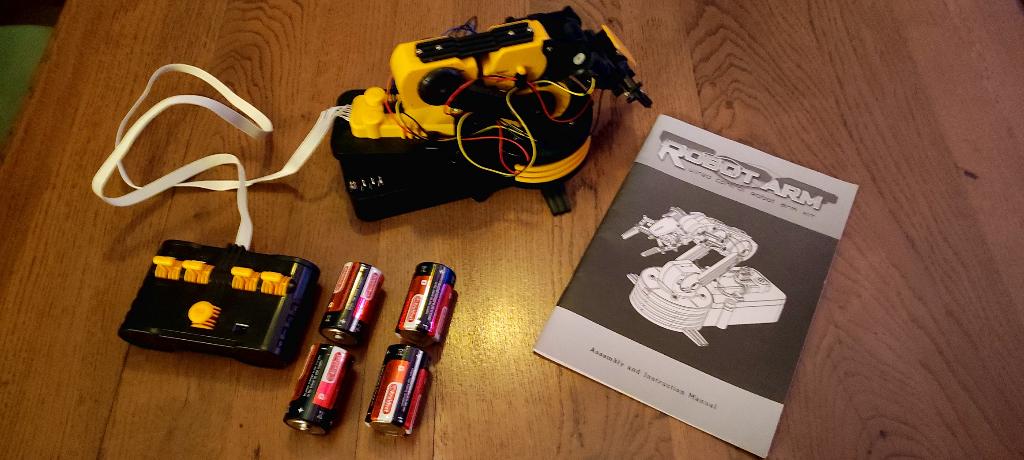 RobotArm: Wired controle robot arm kit, Ophalen of Verzenden