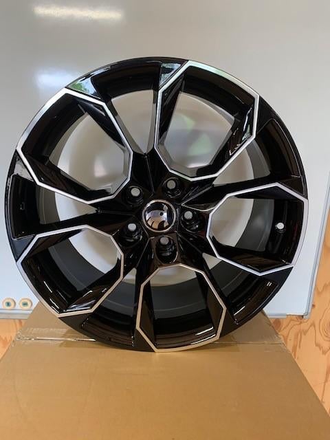 18"19" SKODA Look Velgen 5x112 NIEUW SKODA SEAT VW Golf, 19 inch, Velg(en), Nieuw, Ophalen of Verzenden