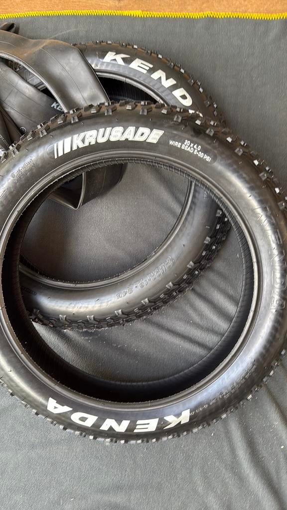 Kenda binnen en buiten band, Fietsen en Brommers, Ophalen of Verzenden, Zo goed als nieuw