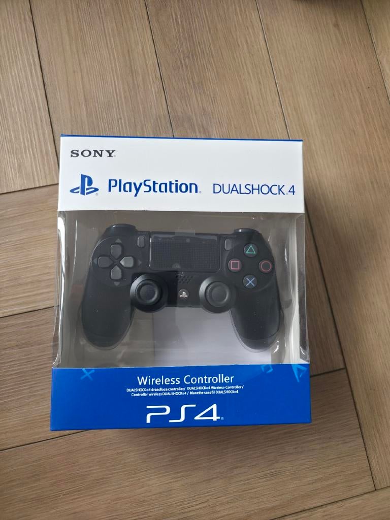 Gloednieuwe PlayStation 4-controllers Met Kabel, PlayStation 4, Nieuw, Ophalen of Verzenden, Controller