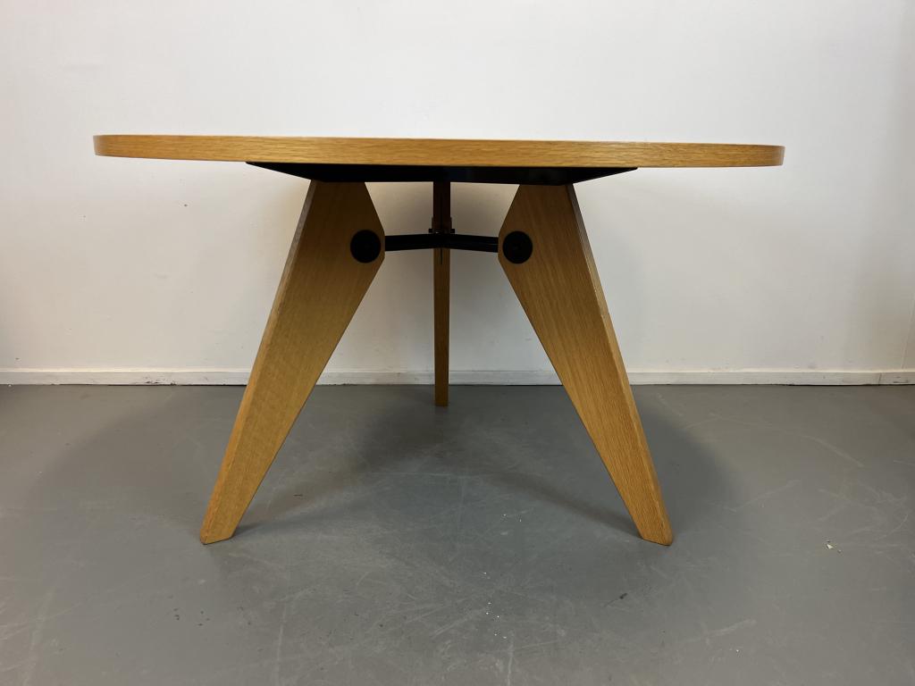 Vitra Jean Prouve Tafel Gueridon 120 cm Eiken