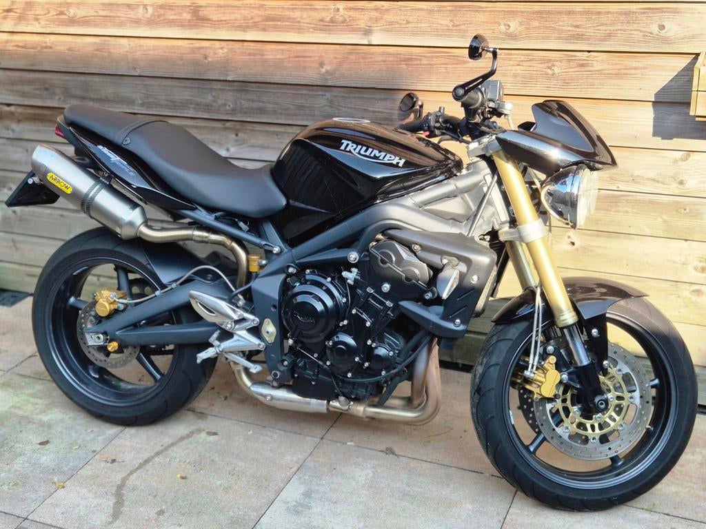 Triumph Street Triple 675 - Liefhebbersmotor met extra's, Motoren, 675 cc, Sportuitlaat, Motorrijbewijs A, 3 cilinders