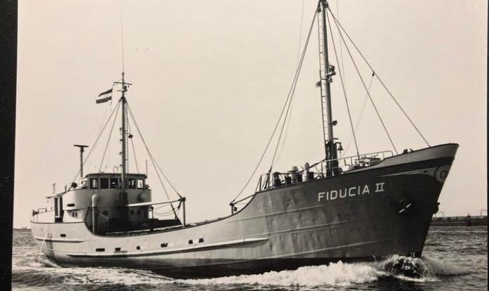 FIDUCIA II  1957 Minnaar  - Nw. W'weg Maassluis, Ophalen of Verzenden, 1960 tot 1980, Zuid-Holland