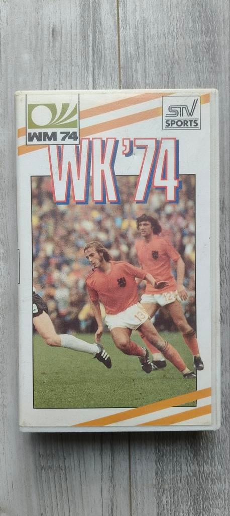 Nederlands Elftal WK 1974 - VHS - Videoband - Voetbal, Alle leeftijden, Ophalen of Verzenden, Zo goed als nieuw, Documentaire