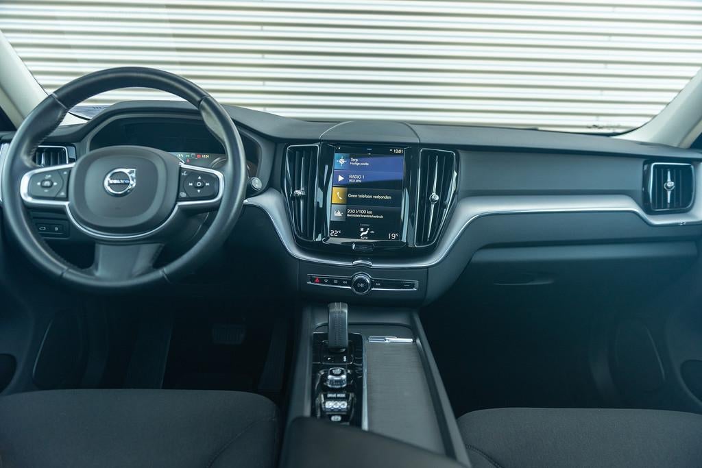 Volvo XC60 T6 Aut Inscription Navigatie Panoramadak 340pk, Automaat, Stof, Gebruikt, Zwart