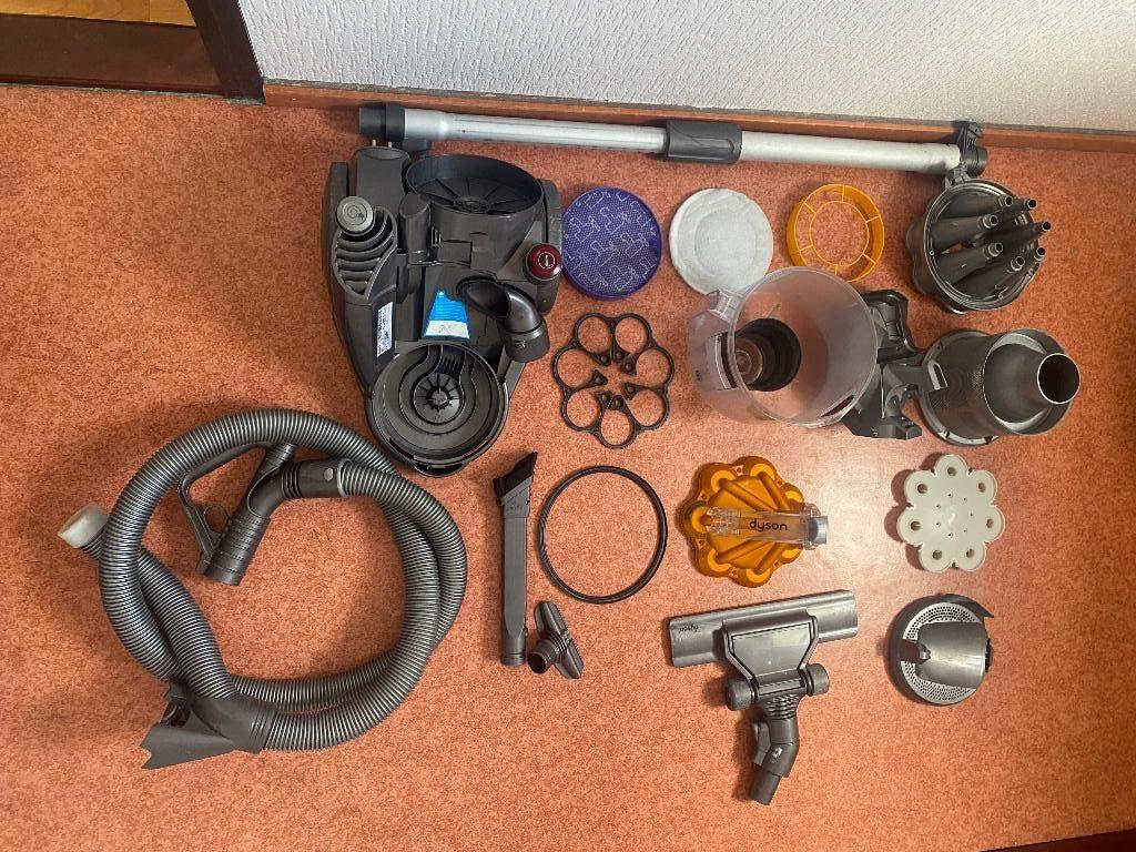 Dyson stofzuiger, zakloos, Ophalen, Gebruikt, Stofzuiger, Minder dan 1200 watt