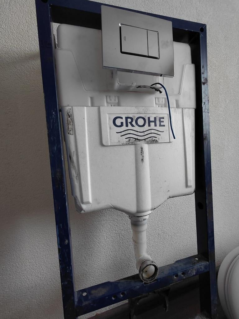 Grohe WC pot en inbouwreservoir met bedieningspaneel, Doe-het-zelf en Verbouw, Sanitair, Ophalen of Verzenden, Gebruikt, Toilet