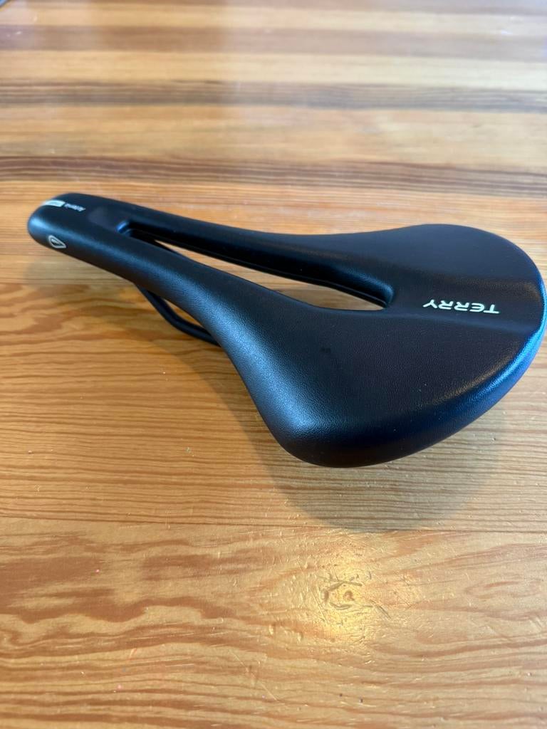 Nieuw Terry arteria men zadel te koop, Ophalen of Verzenden, Zo goed als nieuw, Toerfiets, Zadel