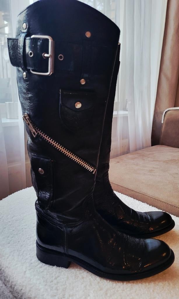 Zwarte lak leren laarzen Sendra maat 40, Kleding | Dames, Schoenen, Zwart, Ophalen of Verzenden, Gedragen, Hoge laarzen