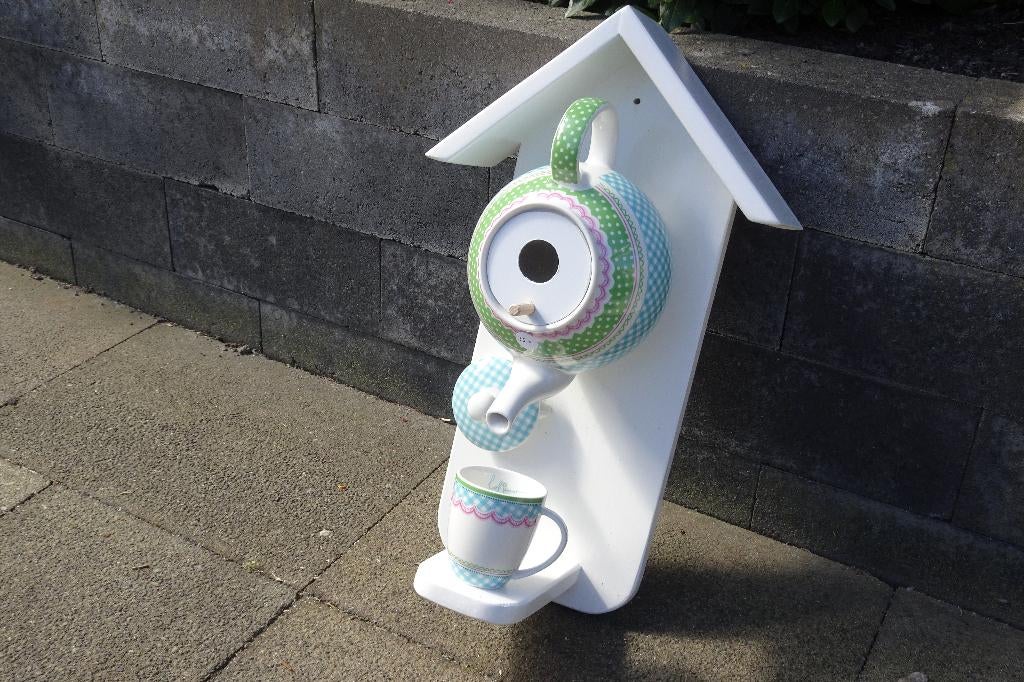 vogelhuis gemaakt van theepot met bloemenrand, Ophalen of Verzenden, Nieuw
