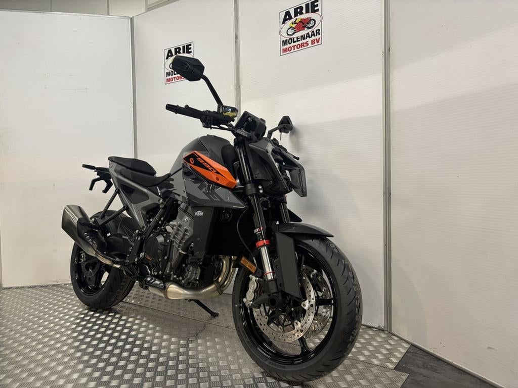 KTM 990 DUKE (bj 2025) - foto 2